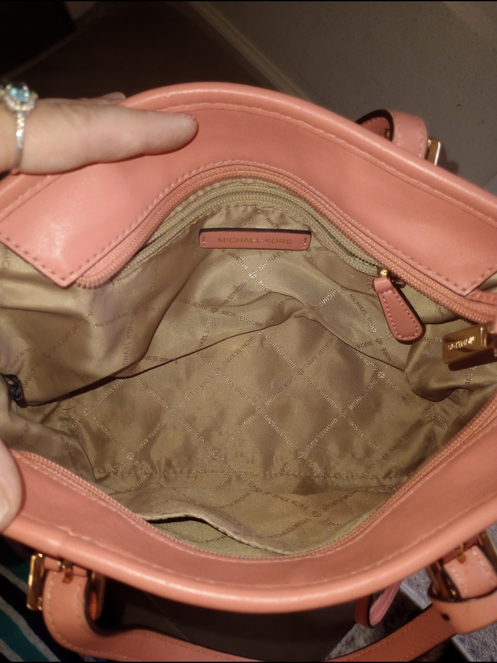 Michael Kors Pebbled Sherbert XS Carryall Tote with Gold Hardware - Picture 4 of 13